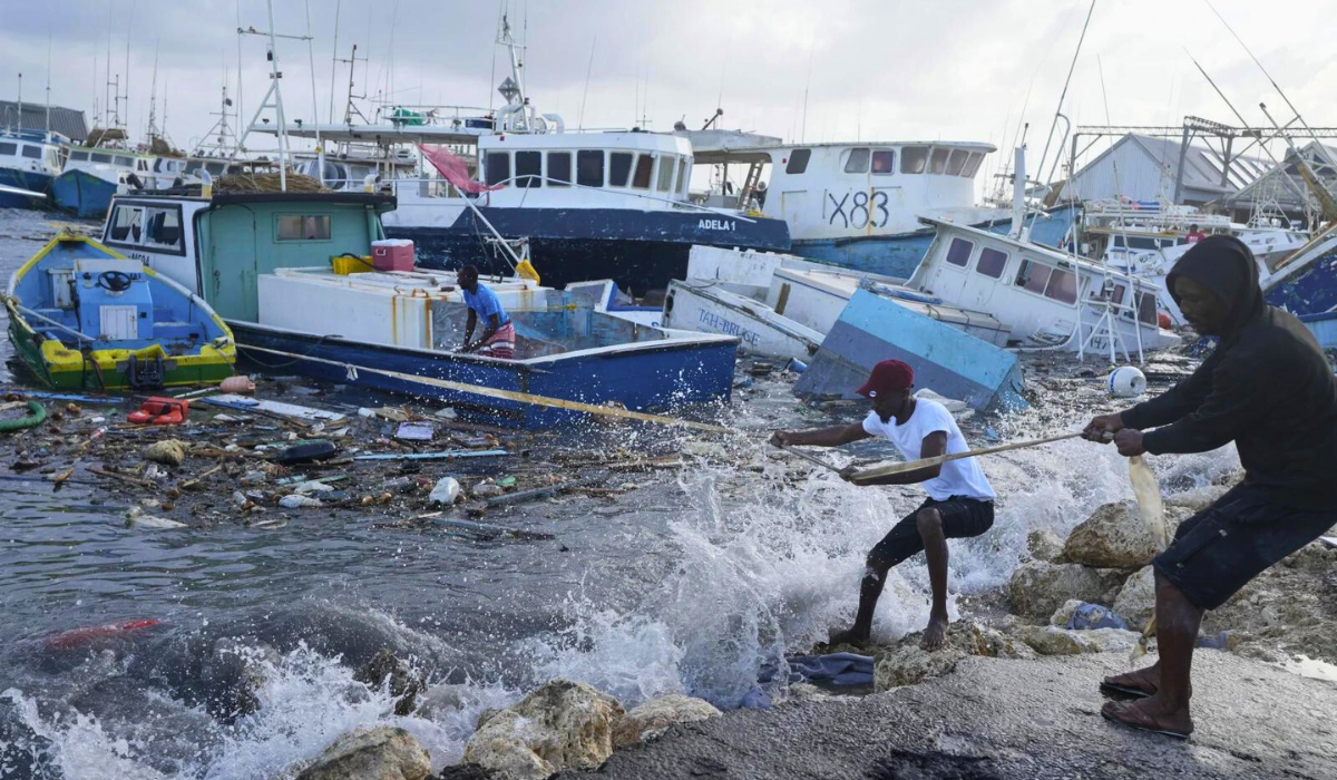 photo: Hurricane Beryl hits barbados